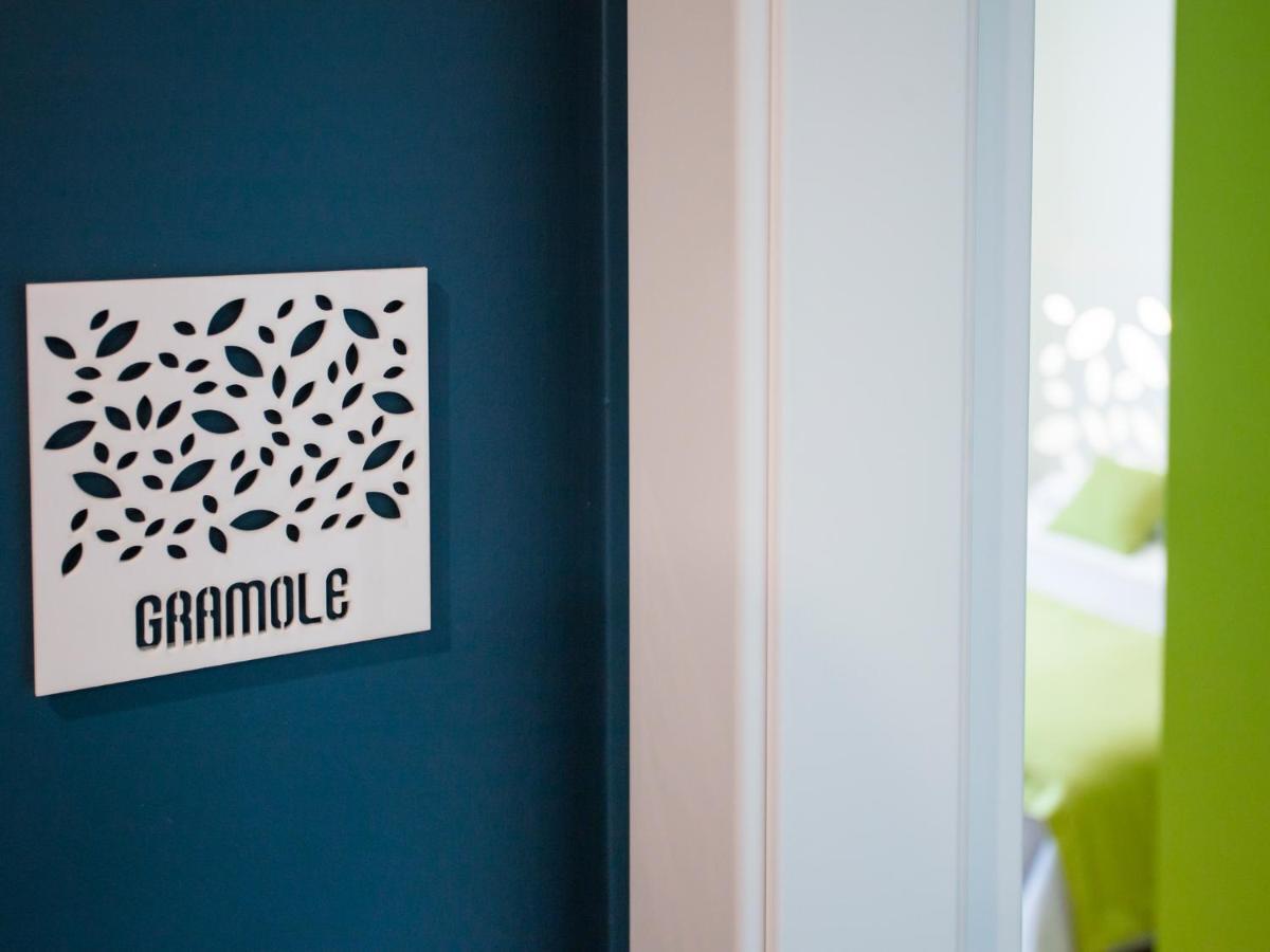 Dimora Mefite-Camere Con Bagno Privato E Self Check-In マテーラ エクステリア 写真