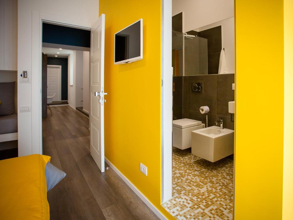 Dimora Mefite-Camere Con Bagno Privato E Self Check-In マテーラ エクステリア 写真